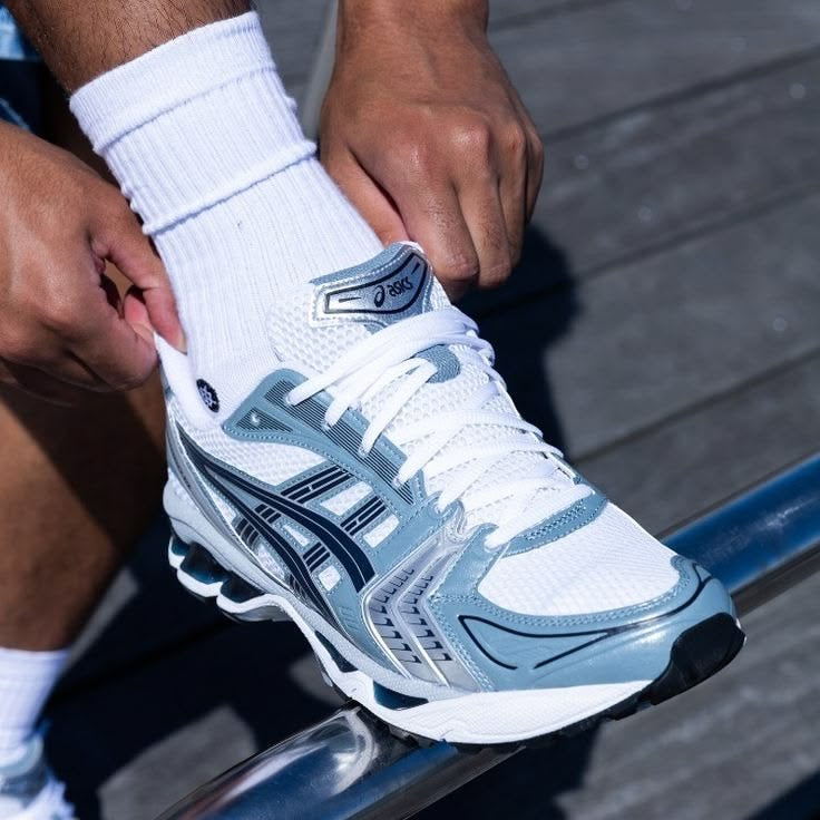 Asics Kayano 14