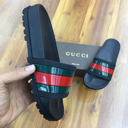 Claquettes Gucci